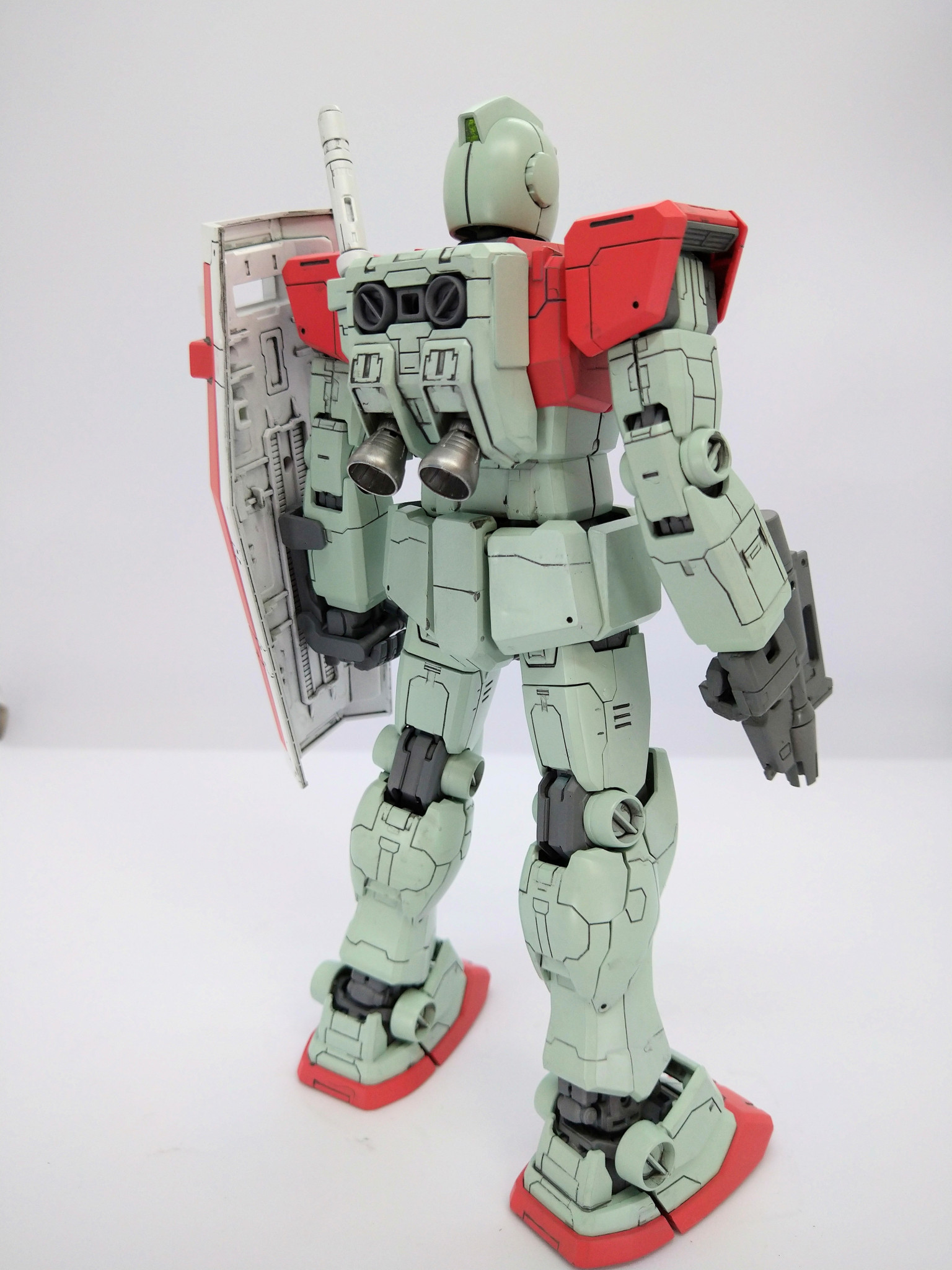 MGジム(MGガンダムVer.O.Y.W.0079改造)｜maru3さんのガンプラ作品