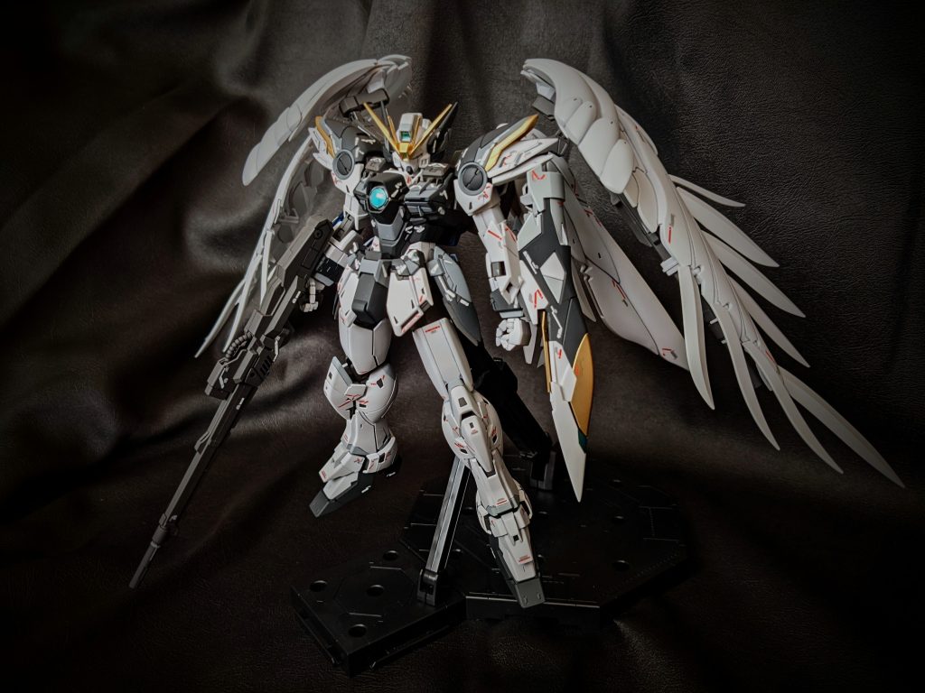 MG ウイングガンダムゼロEW Ver.Ka 缶スプレー塗装｜Hacchi-Viperさん