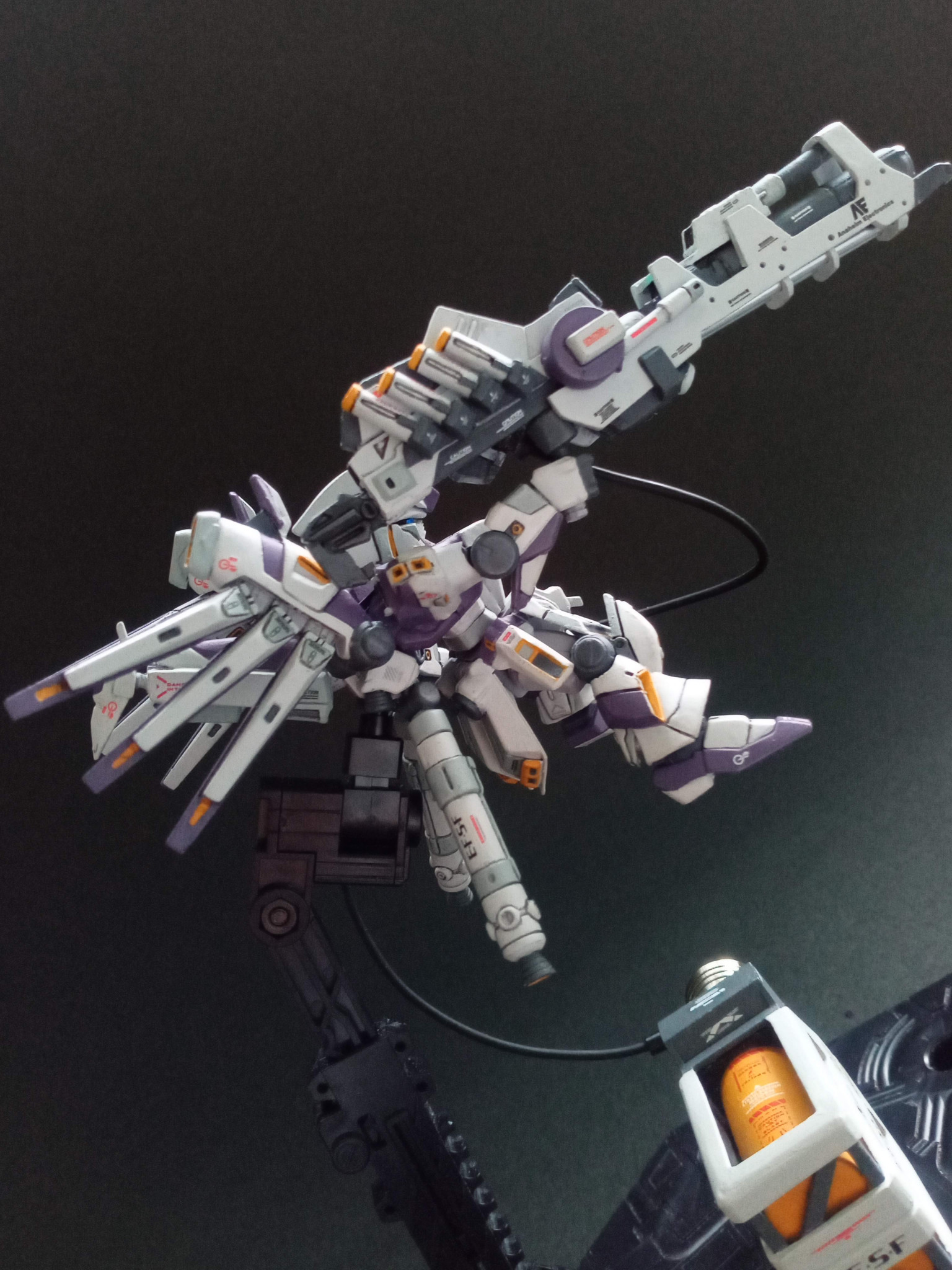 モビルスーツアンサンブル・Hi-νガンダム・改造、リペイント｜マッド