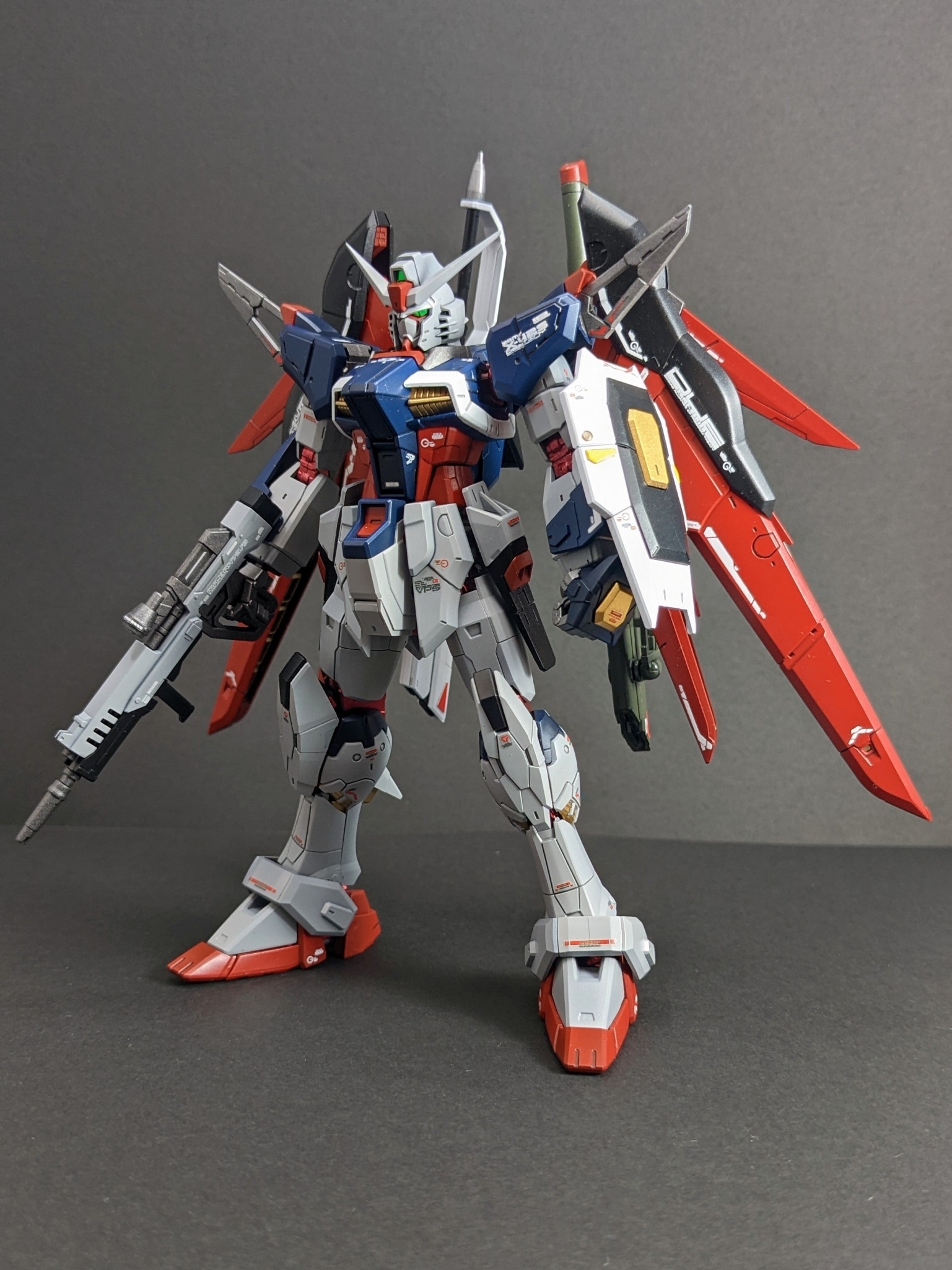 RGデスティニーガンダム全塗装完成品