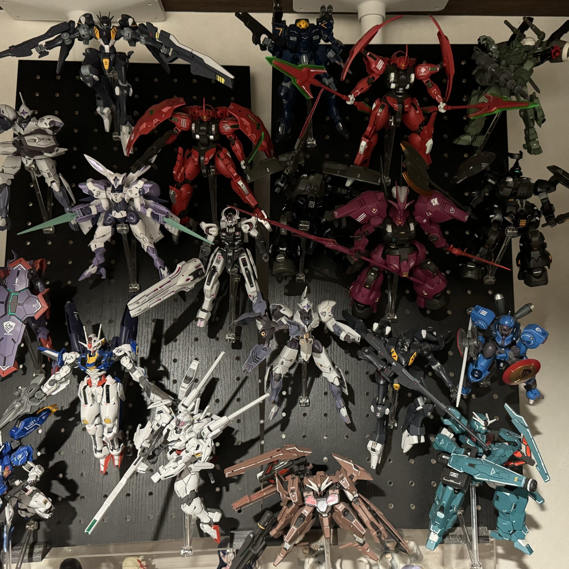 HG 1/144 水星の魔女シリーズ大集合！ ポロリはコワイ｜ヤガワさんさん