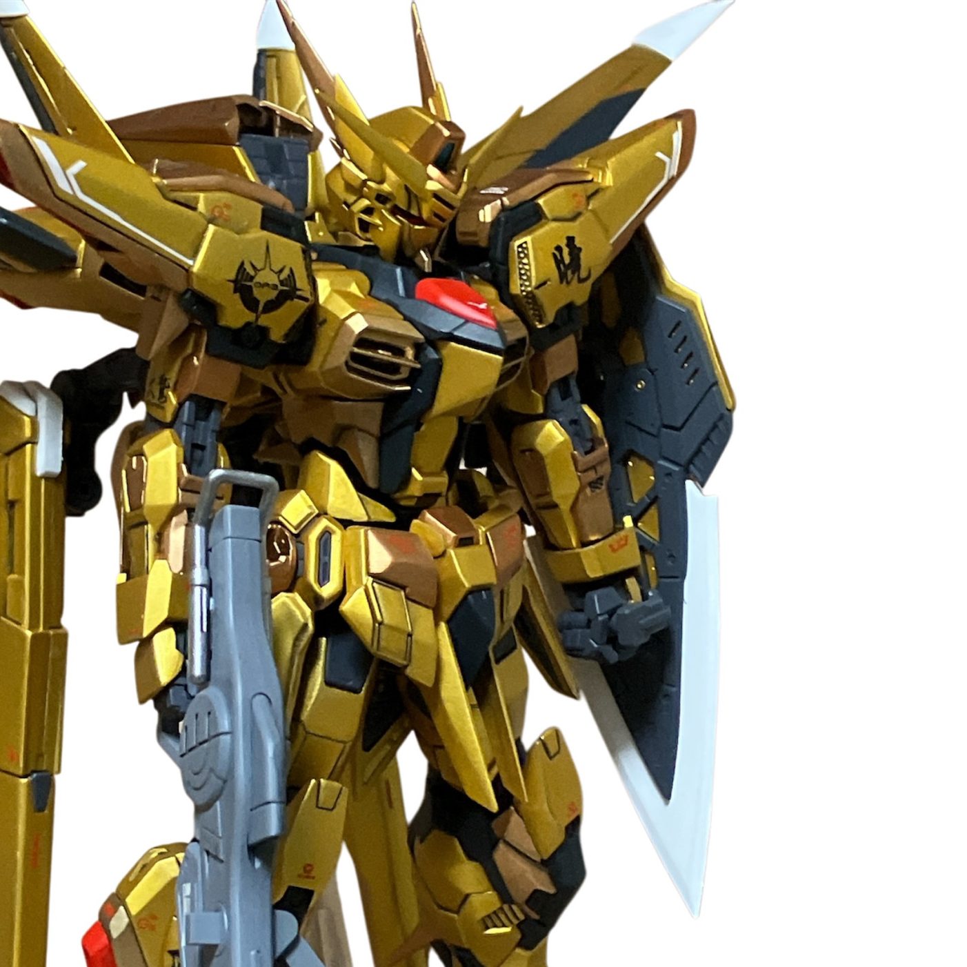 RGアカツキガンダム（オオワシ装備）塗装完成品