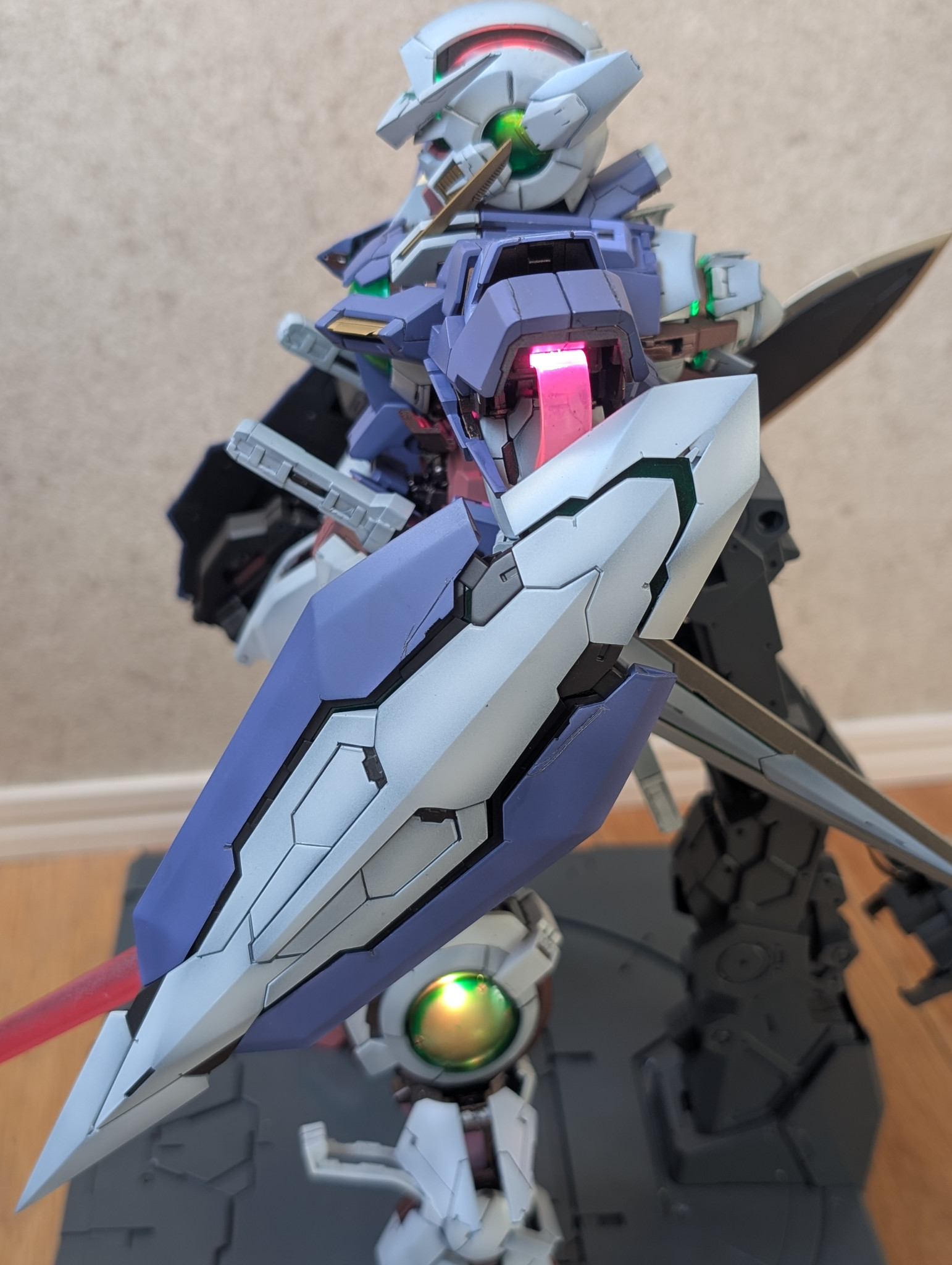 PG 1/60 ガンダムエクシア（Lighting Model）全塗装｜@mymmさんの