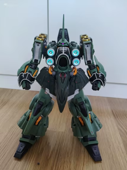 Axis Model 1/100 NZ-666 Osiris Aerial Dominator – Gundamaker