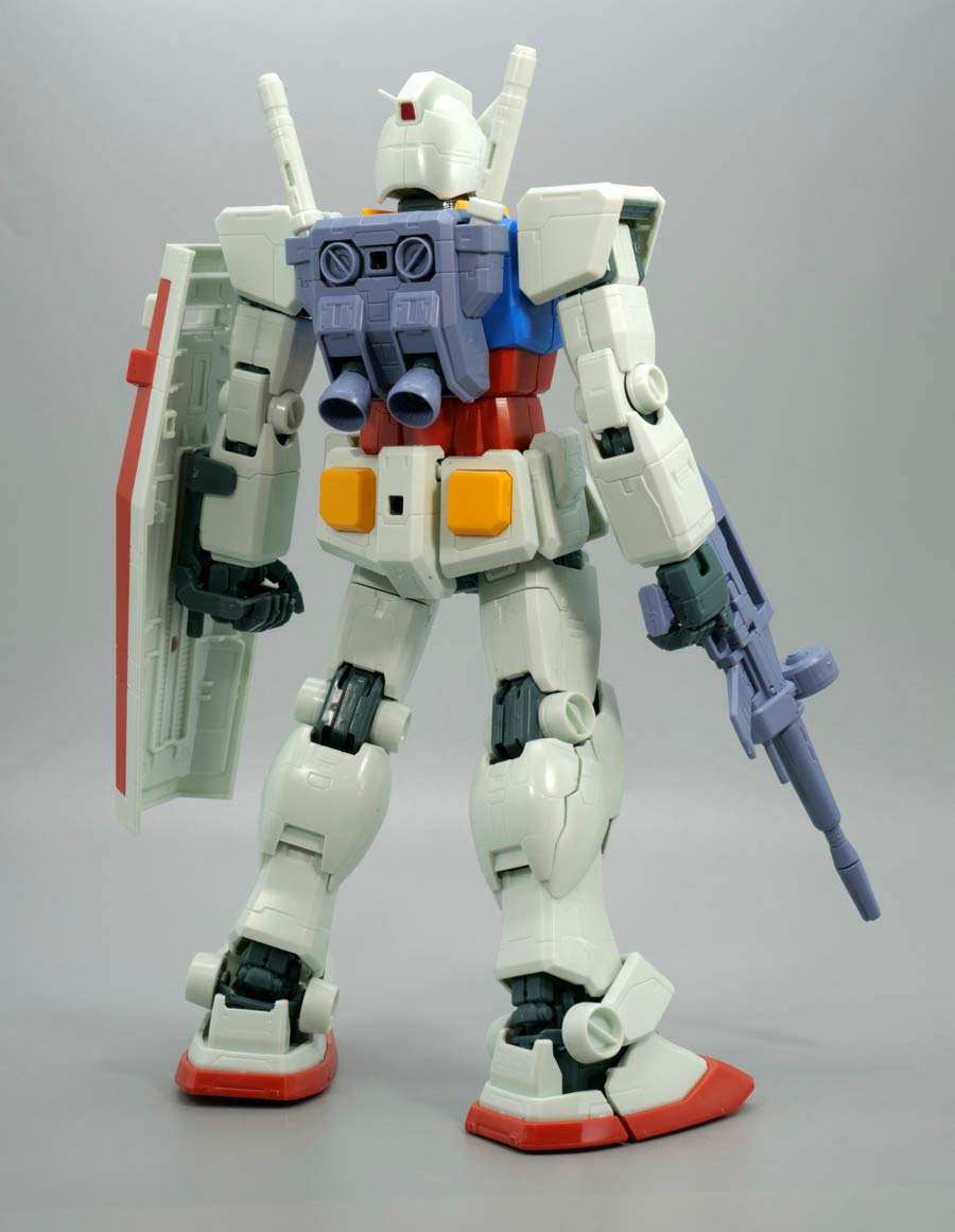 ガンプラ】MG 1/100 RX-78-2 ガンダム Ver.ONE YEAR WAR 0079