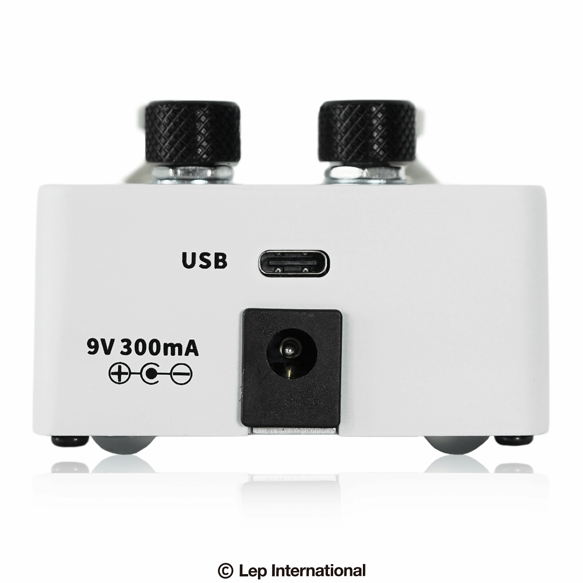 Mooer PREAMP MODEL X2 / CAB X2｜小さな筐体にフットスイッチを2つ