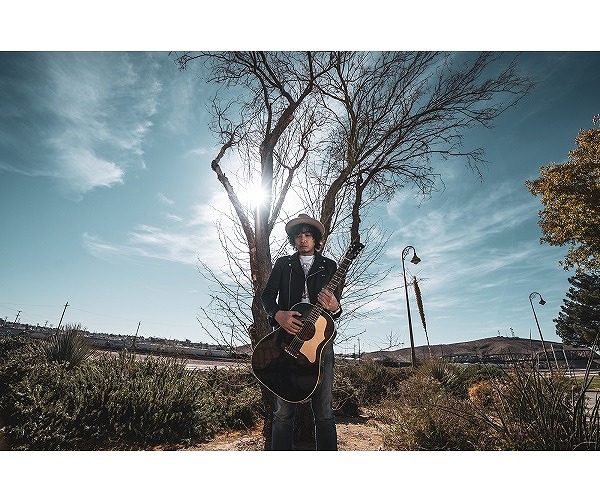 エレアコギター】-Gibson-斉藤和義氏所有の1968年製ビンテージJ-45が