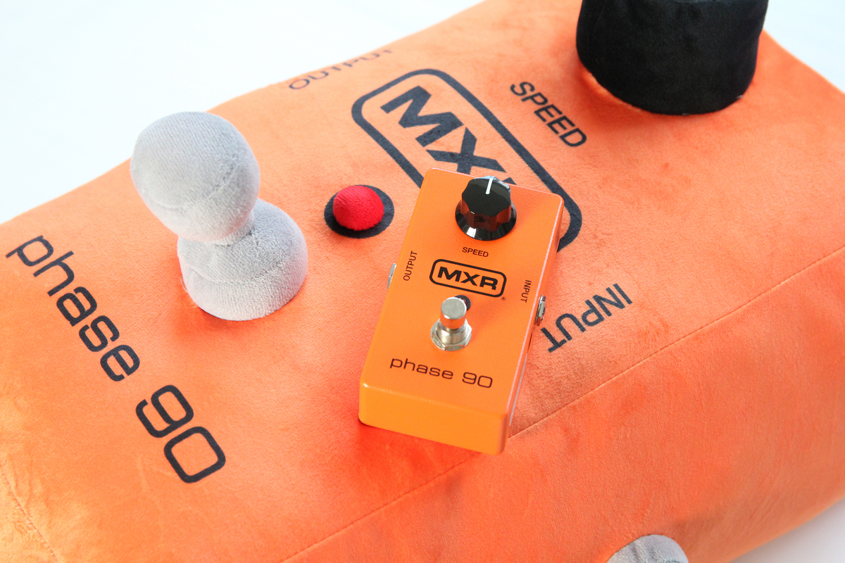 MXR M101 Phase 90 クッション｜MXRファン必携のインテリアアイテム