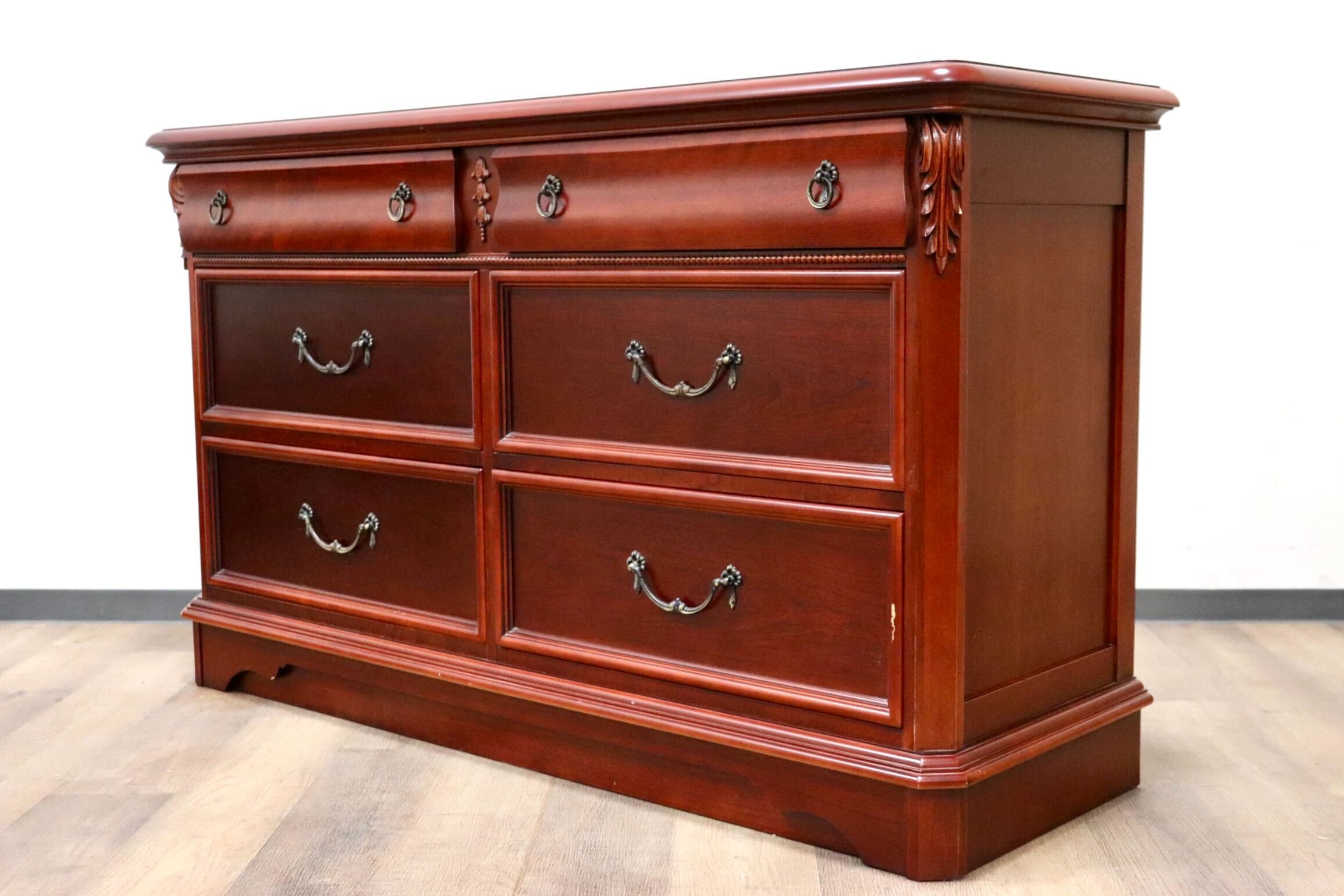 Lynn Hollyn / リンホーリン サイドボード リビング