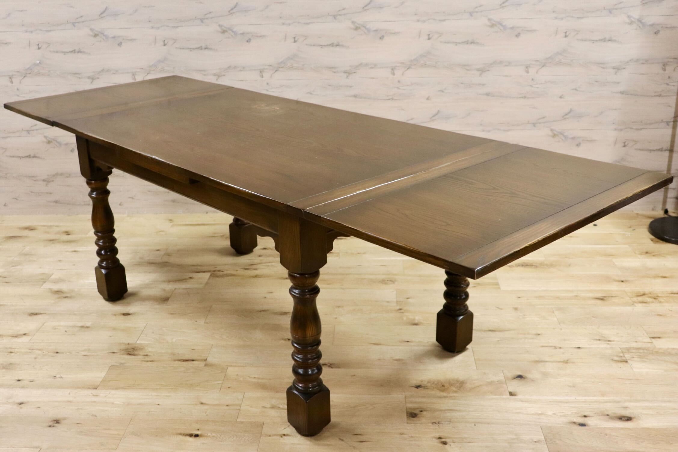 英国アンティーク！伸長式ダイニングテーブル オーク無垢材