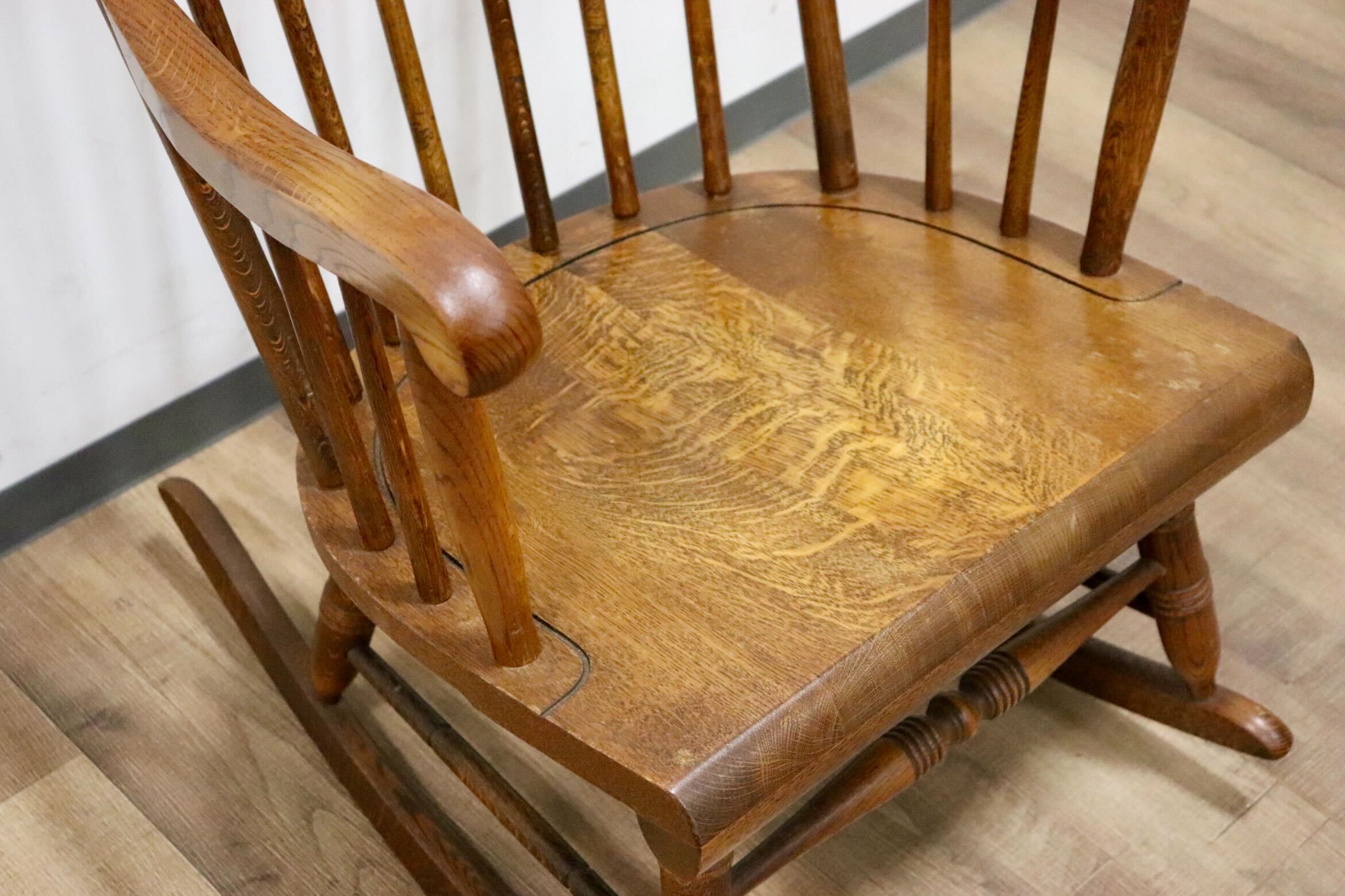 色合い良好！飛騨産業 HIDA キツツキマーク コレクション ロッキング