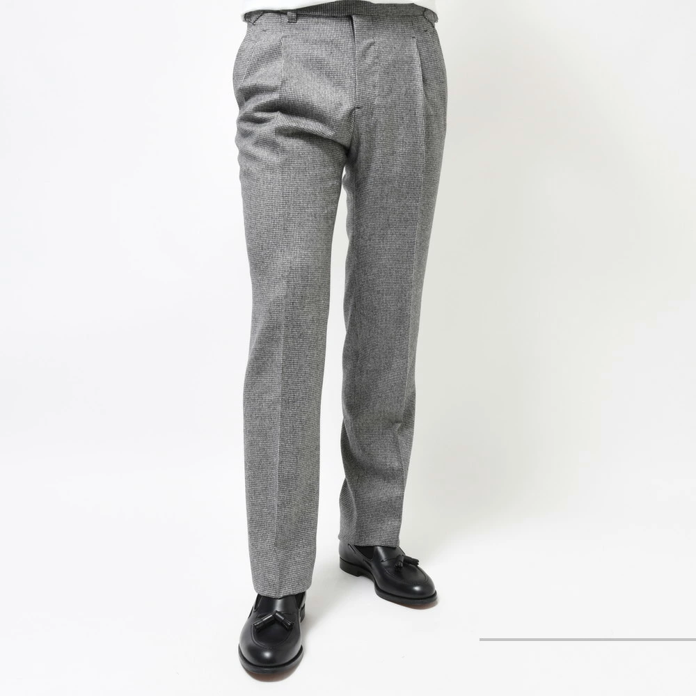 飽きのこない至高の一本です！IGARASHI TROUSERS(五十嵐トラウザーズ