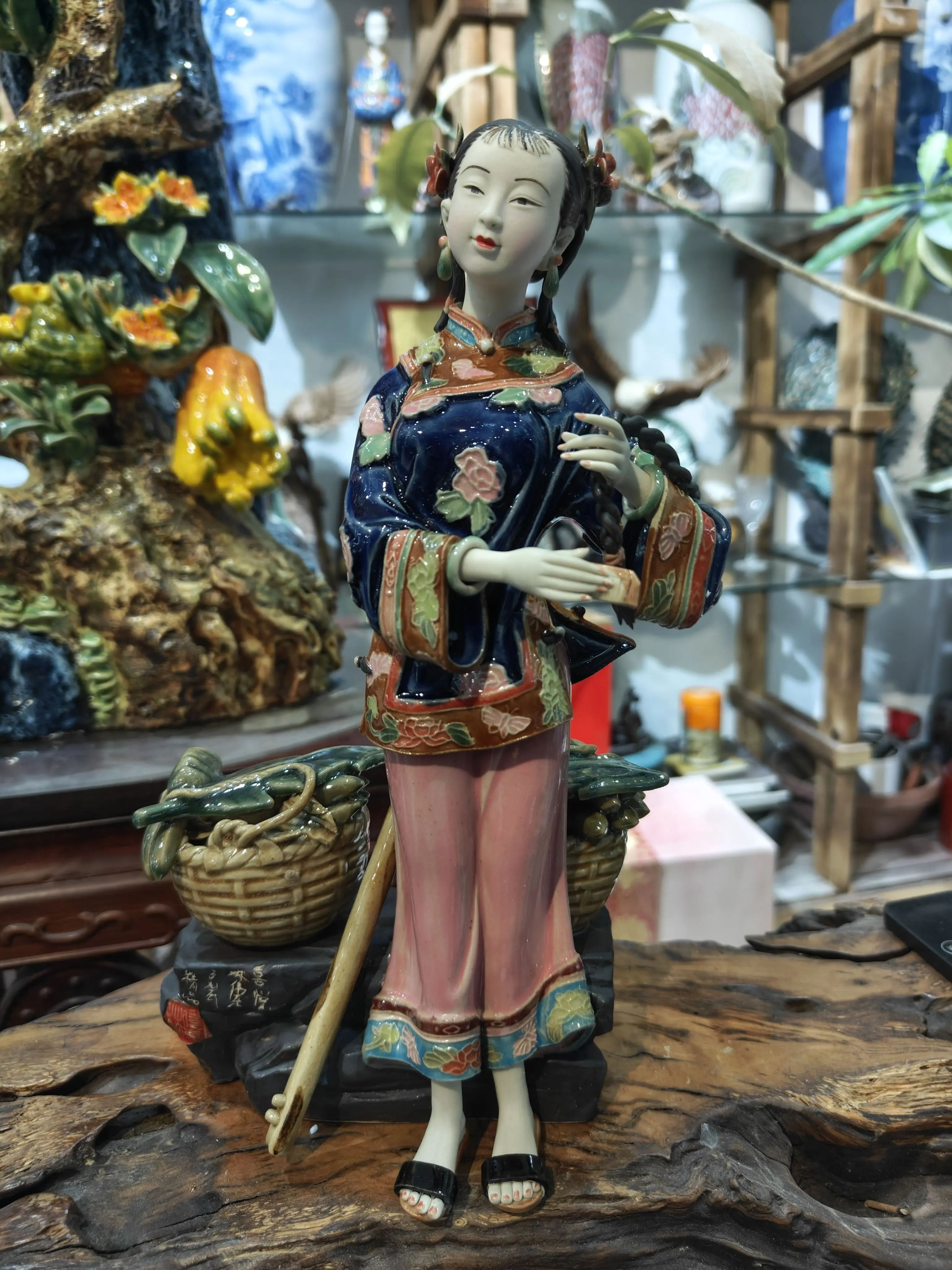 8□中国美術 在銘 美人像 女性像 陶器人形 置物 高さ約30cm フィギュ