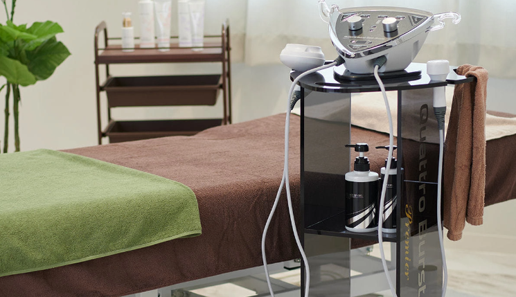 クワトロバーストキャビプレミア】5つの機能を兼ね備えたエステマシン