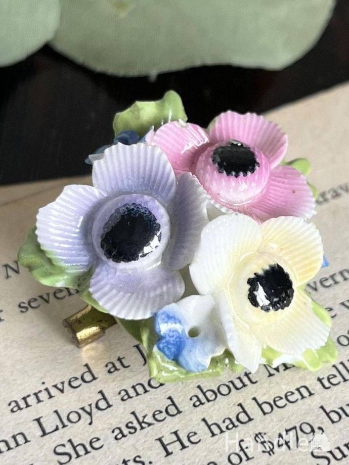 イギリスから届いたアンティークの陶花、パステルカラーの可愛い陶花