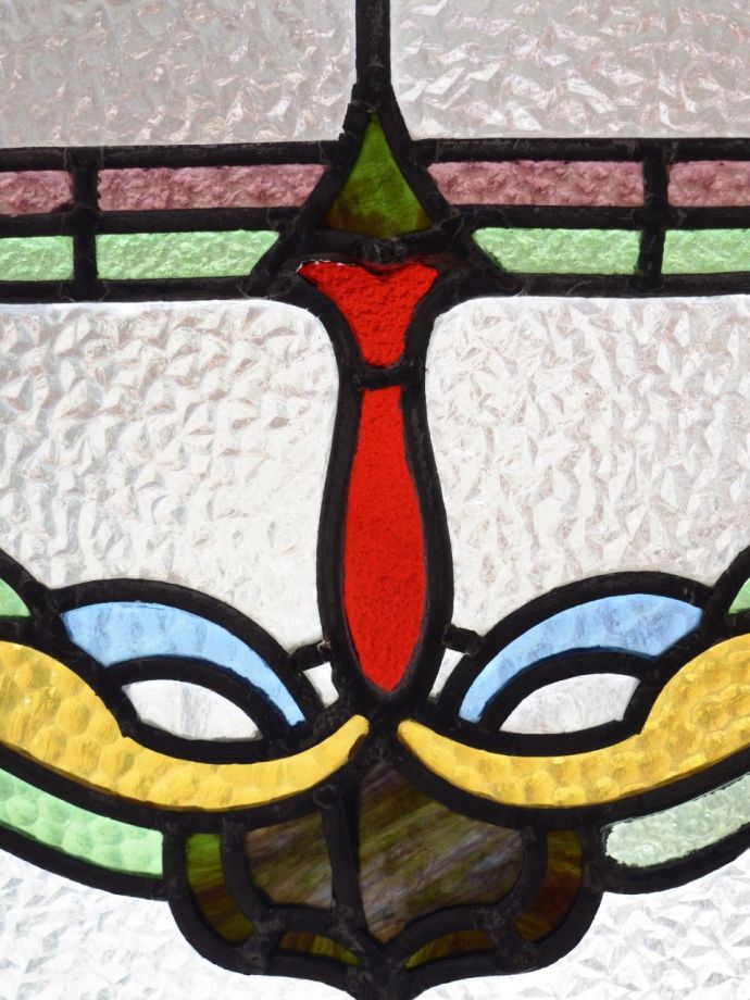 豪華なデザインが美しいアンティークガラス、英国アンティークステンド