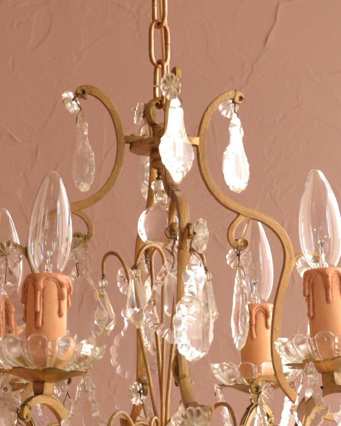 フランスで買い付けたアンティークシャンデリア（4灯タイプ）（E17