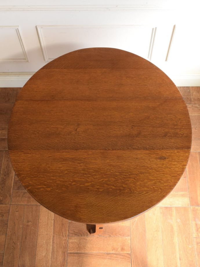 英国アンティークの伸長式テーブル、引き出しが付いたゲートレッグ