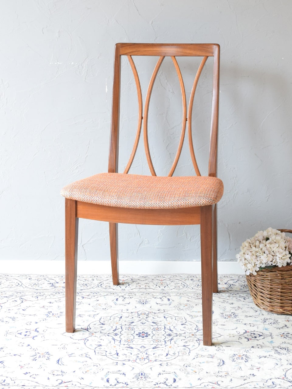 ビンテージの北欧風インテリア、アンティークダイニングチェア(x-479-c