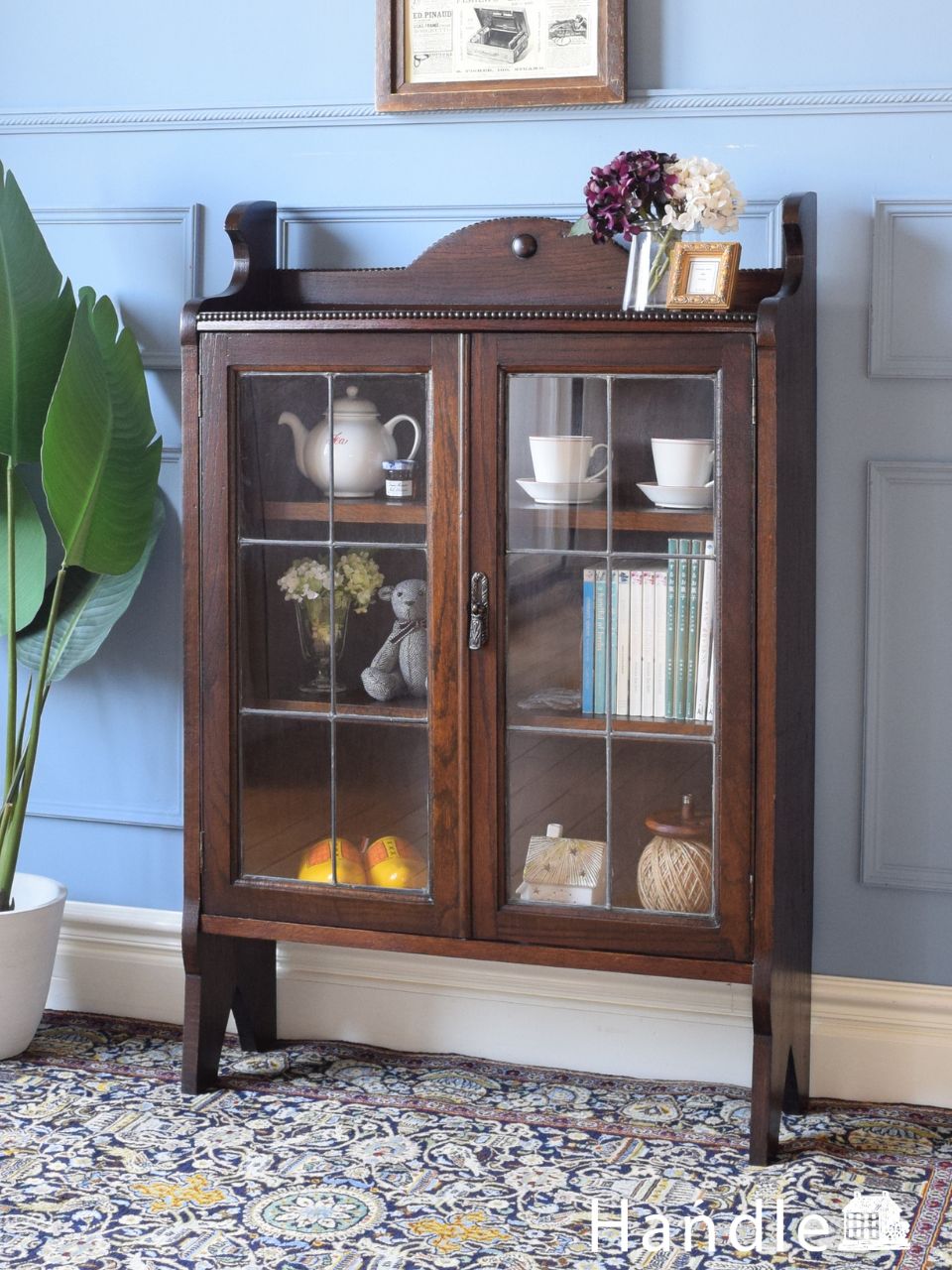 アンティーク加工キャビネット ガラスキャビネット 棚 収納 サリュ WEB