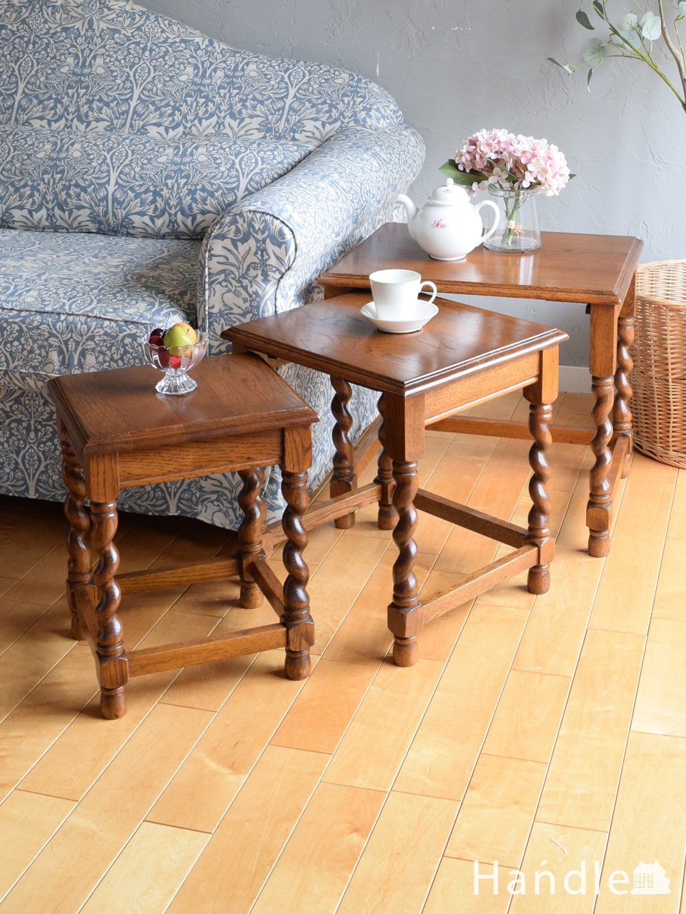 英国アンティーク木製ネストテーブル3台/収納式机/サイドテーブル(83