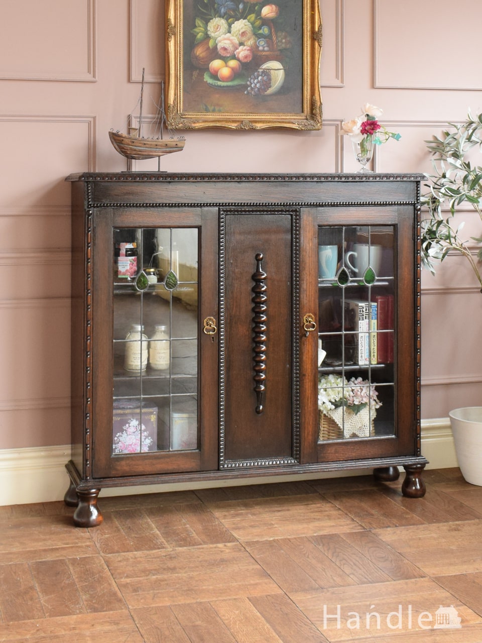 k351r120 英国らしい装飾のアンティーク家具 木製マガジンキャビネット