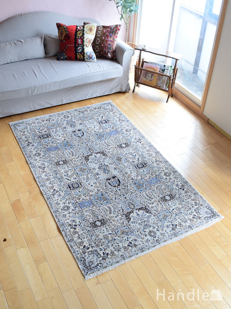 ビンテージのオールドペルシャ、繊細で美しいナインのペルシャ絨毯(m