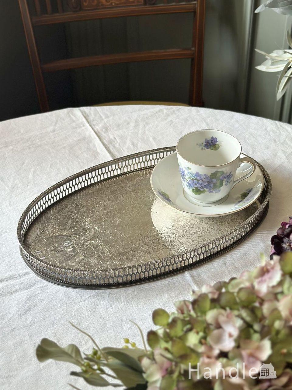 ガラス皿 アンティーク アンティーク重厚な昭和初期プレスガラス皿