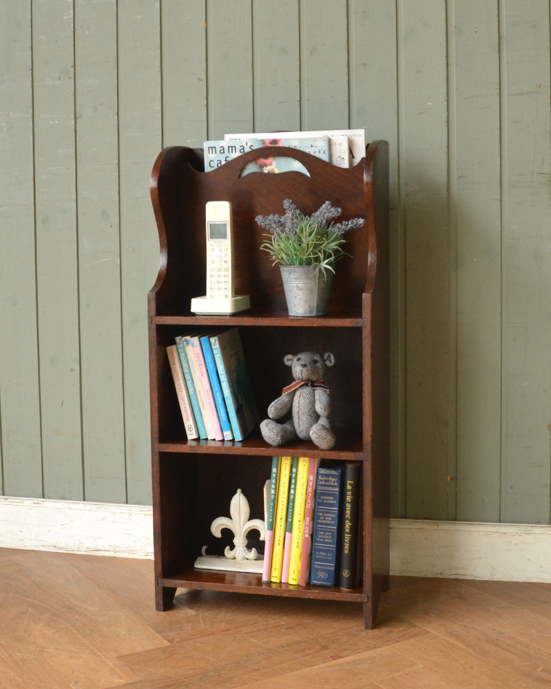 人気 手彫りの一点物のマガジンラック 手彫りの一点物のマガジンラック｜