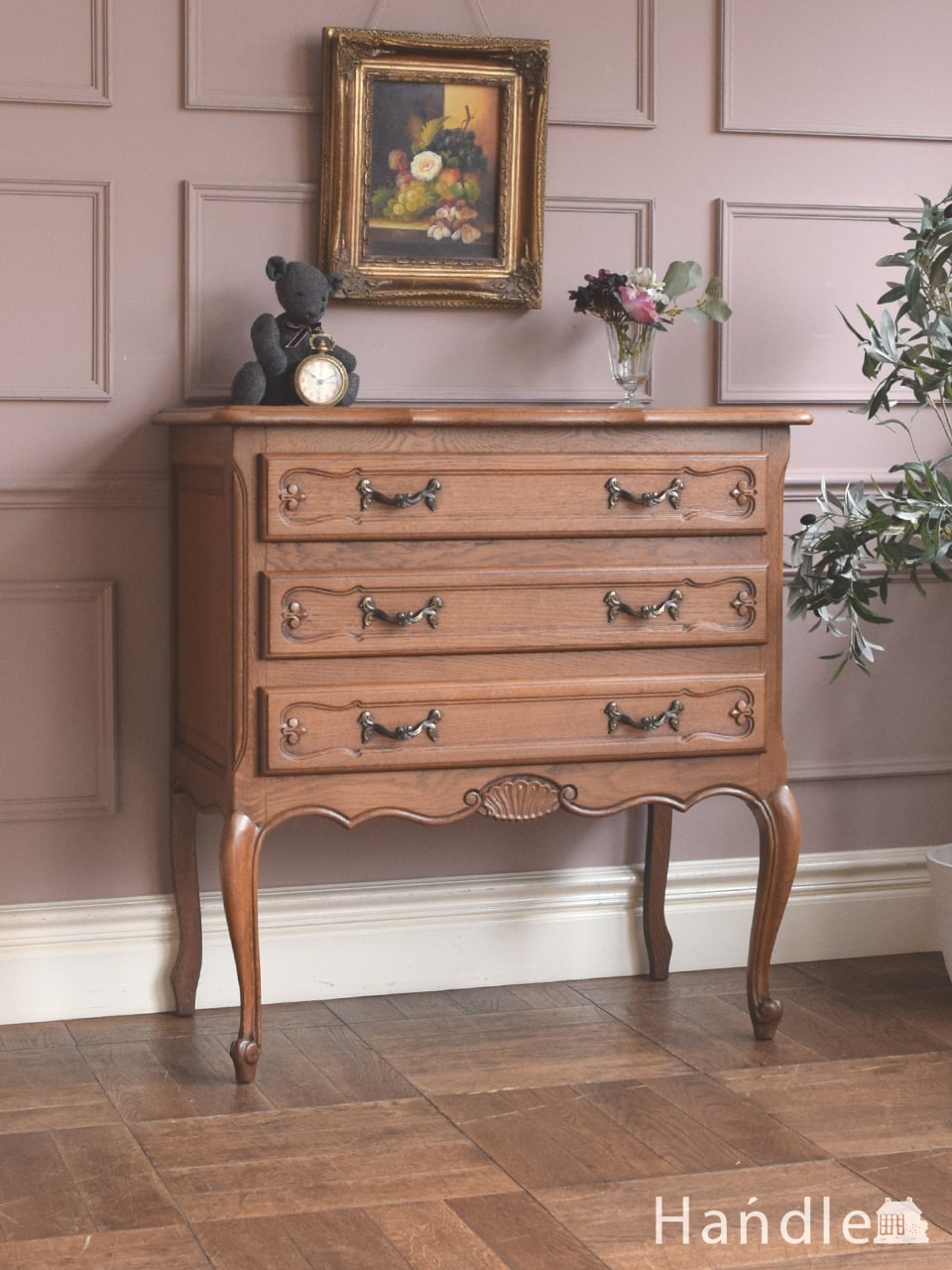 austin suite社のヴィンテージ家具、オシャレな北欧スタイルの4段