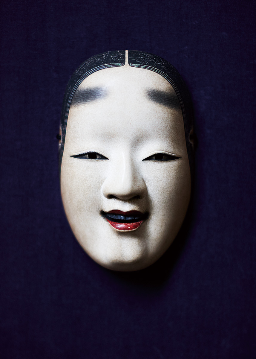 特に口元が難しい。美人の女性に会うと、顔ばかりみてしまいます