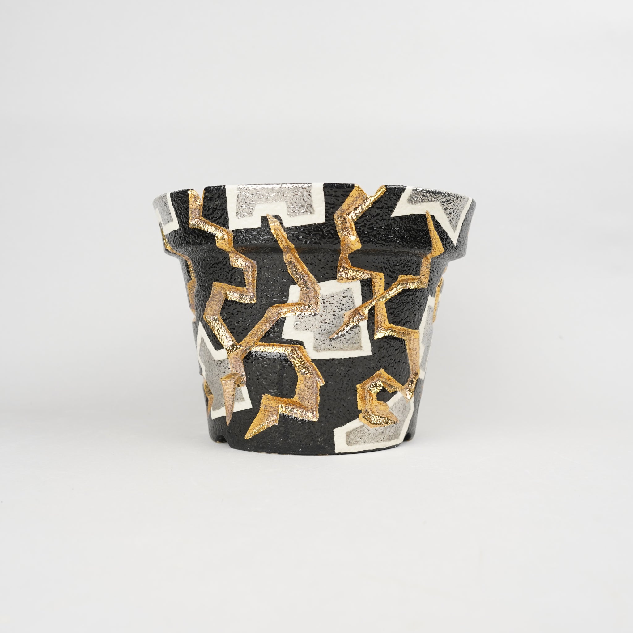 植木鉢/1kKE-熊本栄司 – Hachi-8