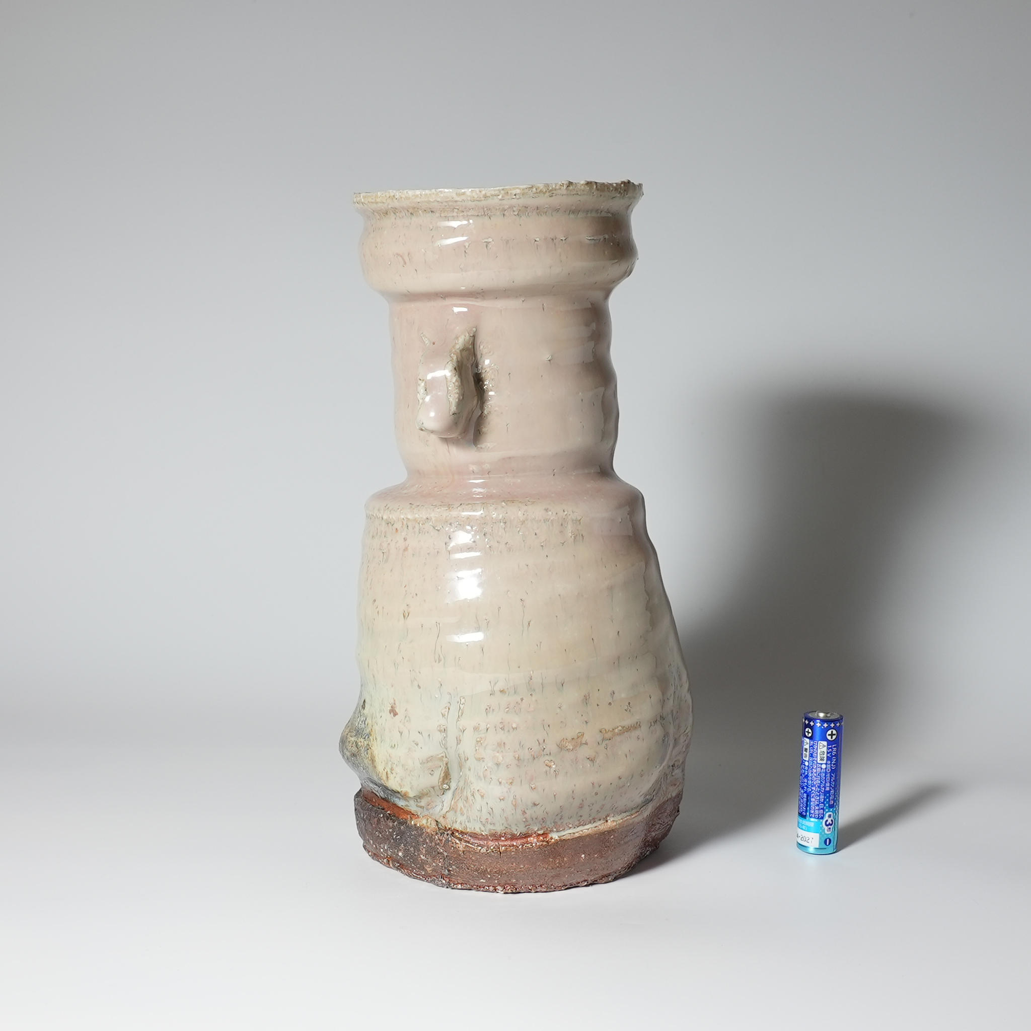 灰被耳付花入 水津和之 萩焼 | 萩焼屋Hagiyakiya ネットショップ