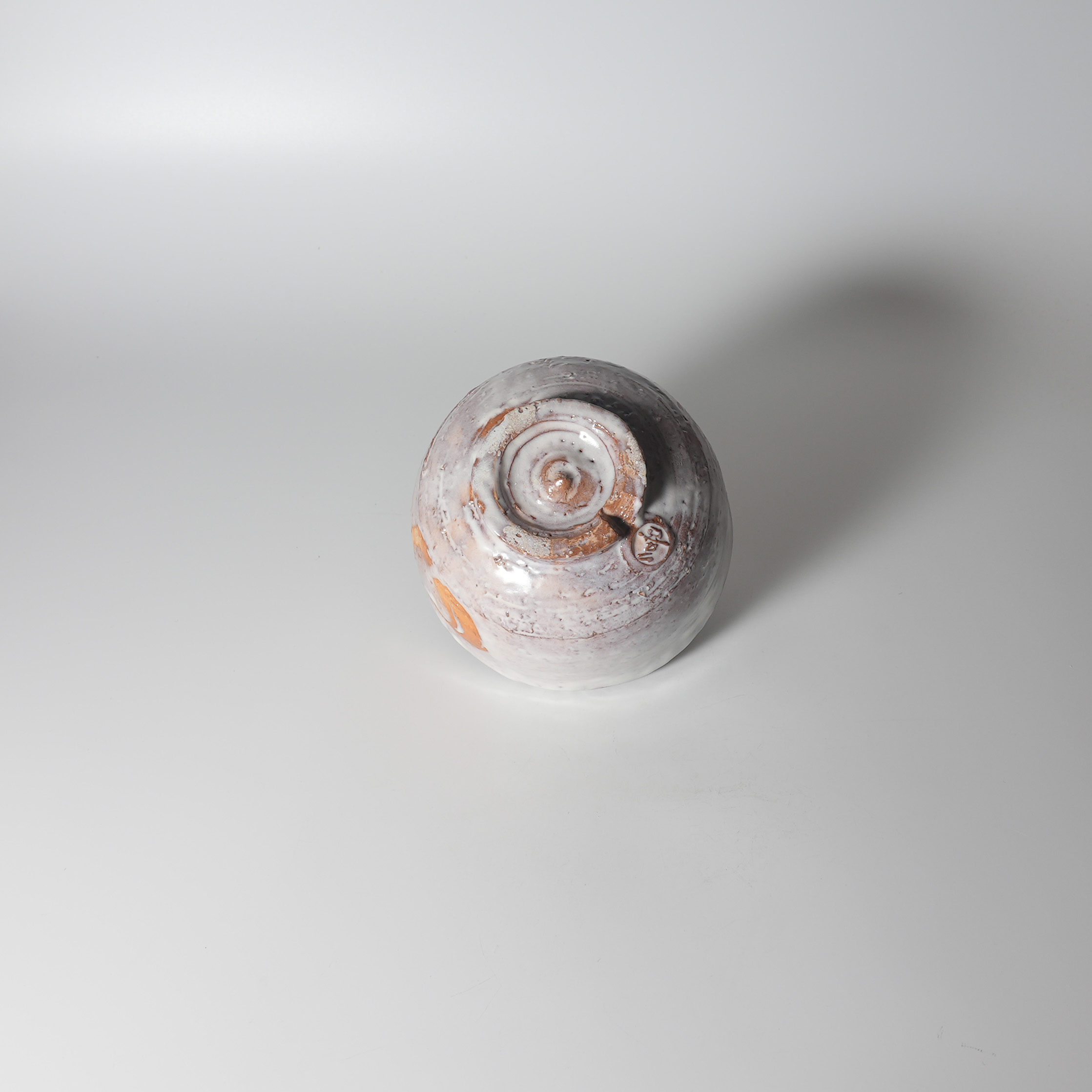 萩蝋抜茶碗 波多野善蔵 県指定無形文化財 萩焼 | 萩焼屋Hagiyakiya