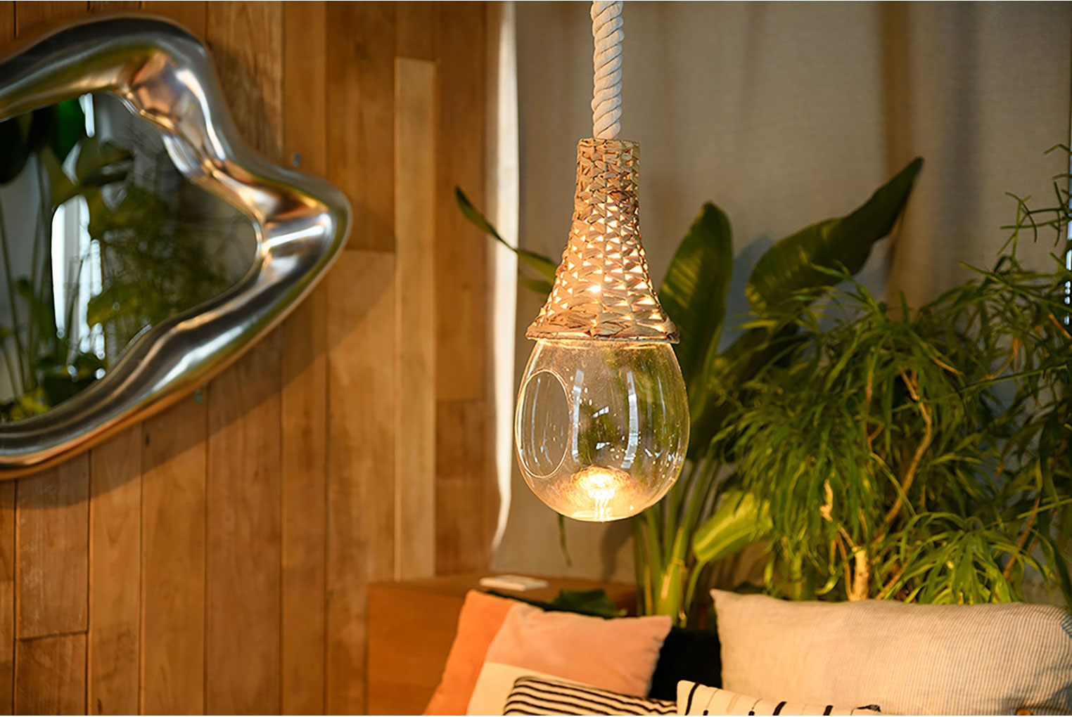 ボタニカルテイスト ペンダントライト商品一覧｜HAGS (ハグス