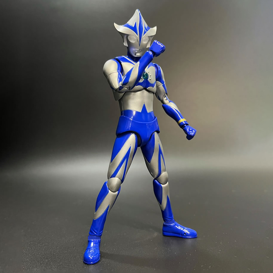 ウルトラマンメロス 円谷ストア エボリューショントイ 限定カラー 未