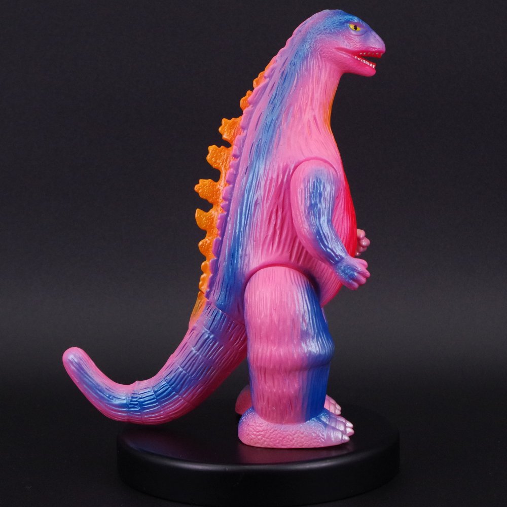 1月24日(金)より受注受付開始】【ブルマァク】ゴジラ プラモ版(ピンク