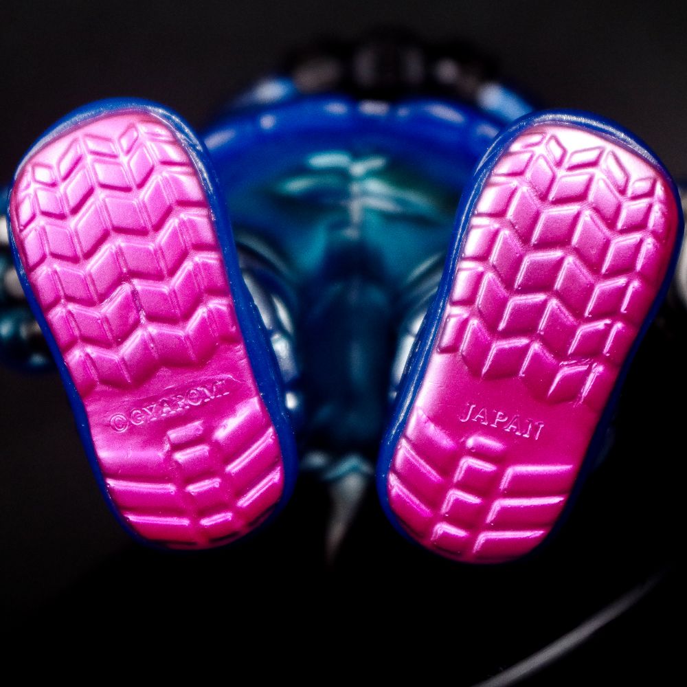 11月8日(火)18:00より抽選開始】【GYAROMI】から墓場の画廊へ