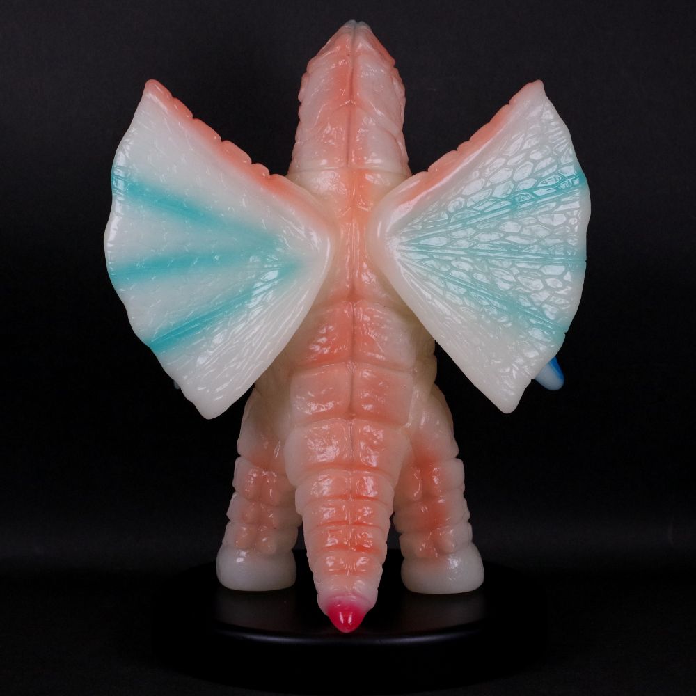 11月4日(土)より販売開始】【ブルマァク】ネロンガ(蓄光ブルー)/ドラコ