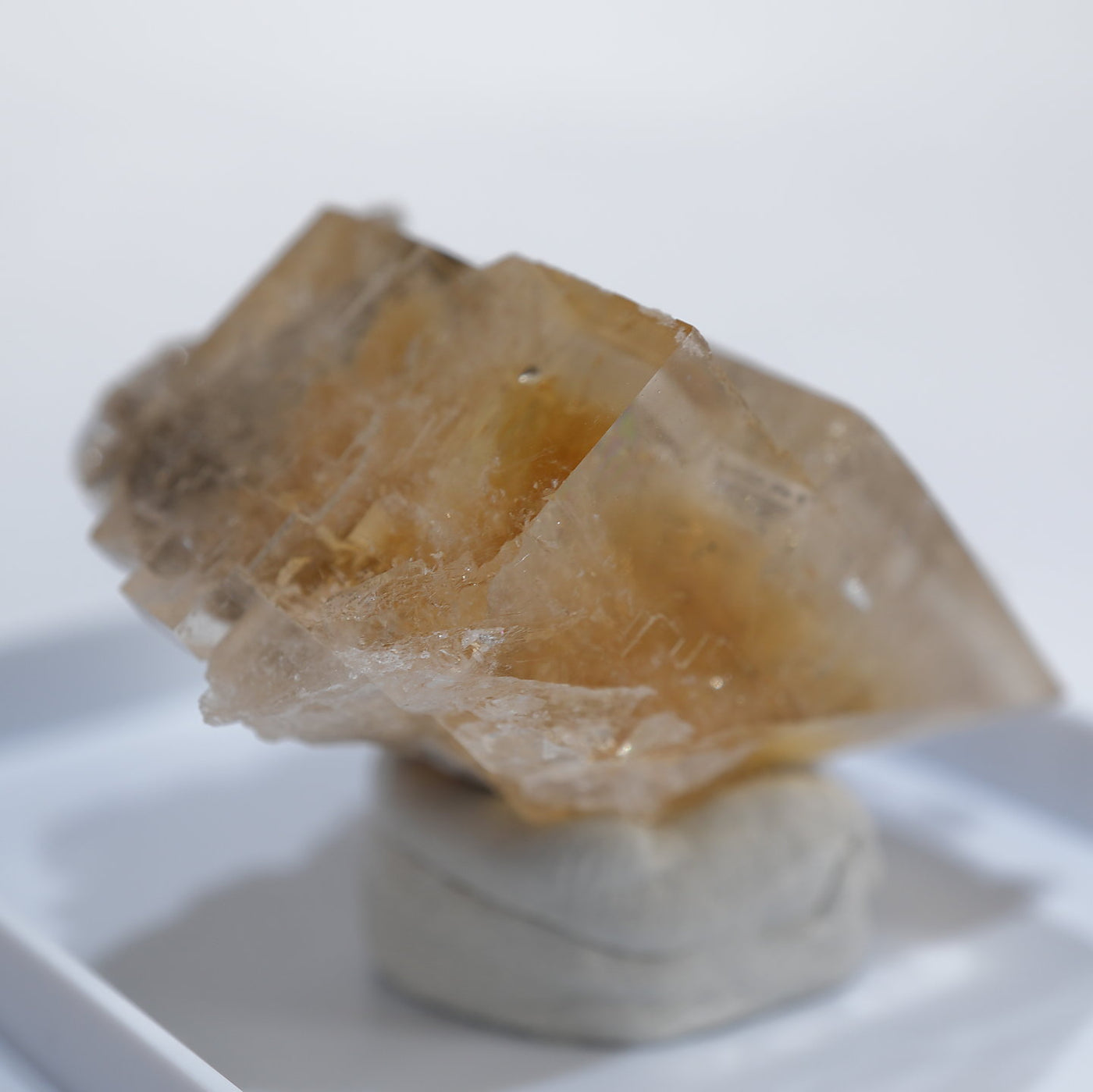 アメリカ・オハイオ州産 フローライト – 天然石ハッピーギフト