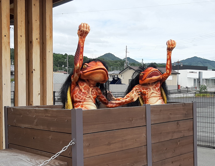 福崎妖怪ベンチの旅 （1）河童 - はりまうすと仲間たち