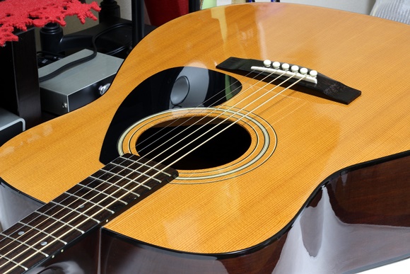 YAMAHA FG-402 アコースティックギター オレンジラベルの希少品 YAMAHA
