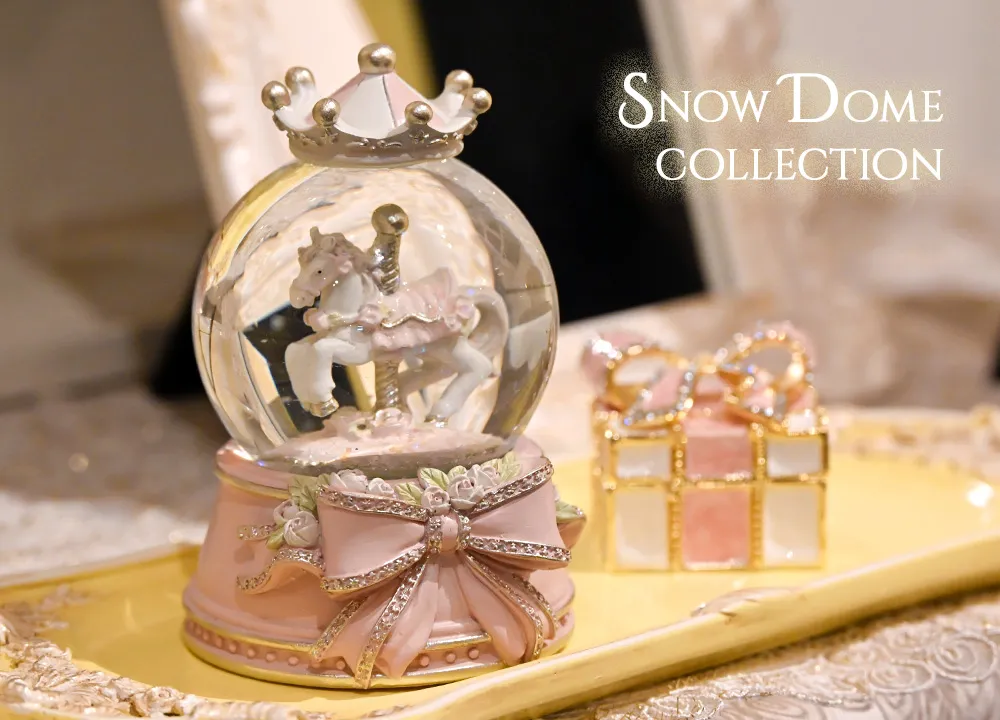 スノードーム││クリスマス気分のトナカイ│131 スノードーム