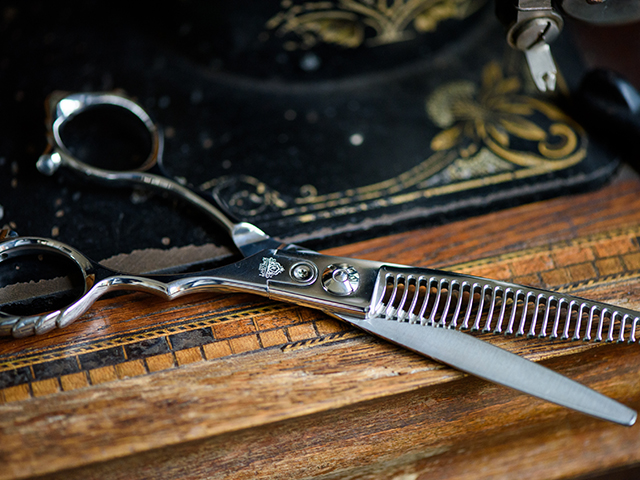 ✨切れ味抜群プロ仕様✨シザーカットシザーセニングシザー美容師すき