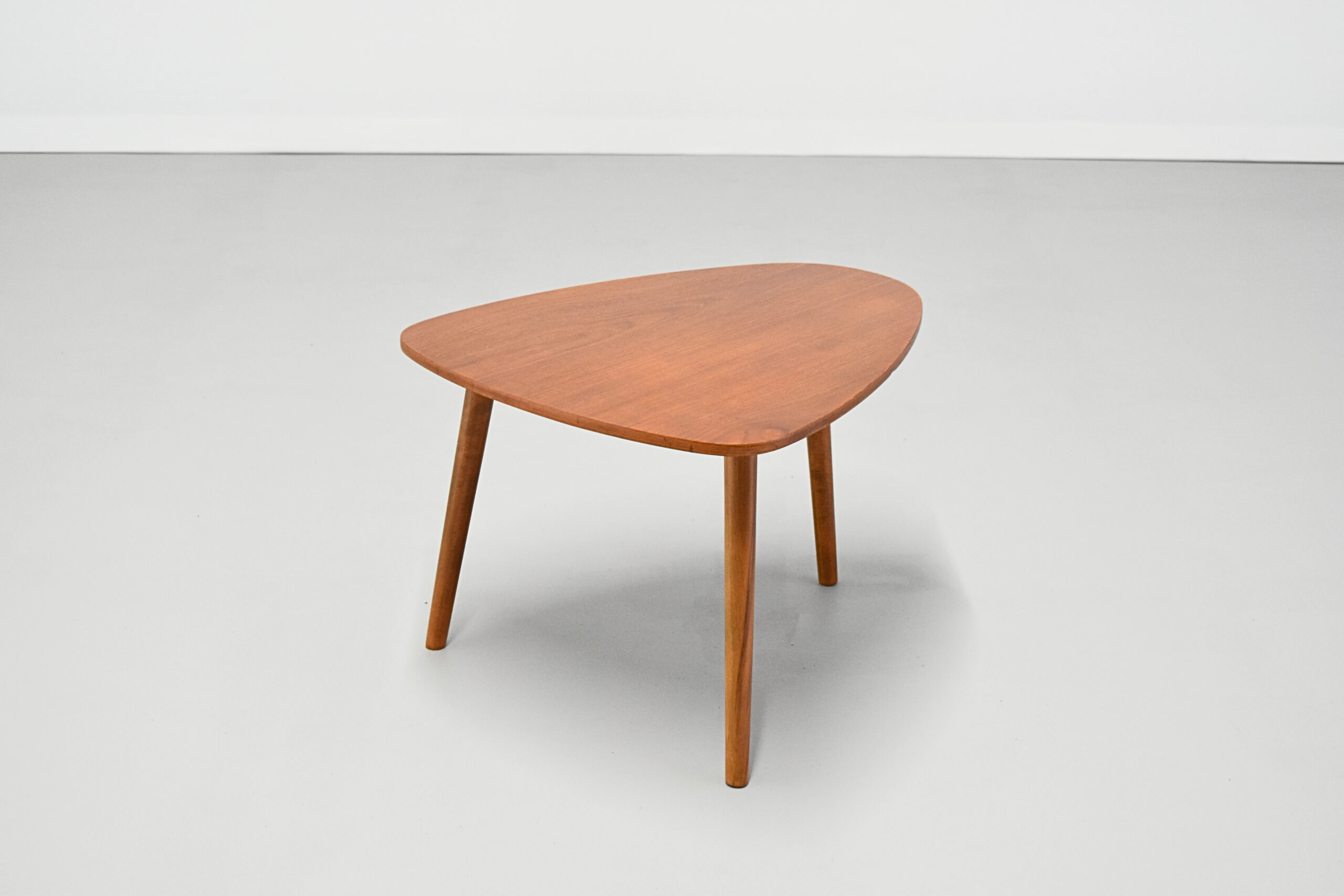 サイドテーブル/チーク・ビーチ - 橋本家具工芸株式会社