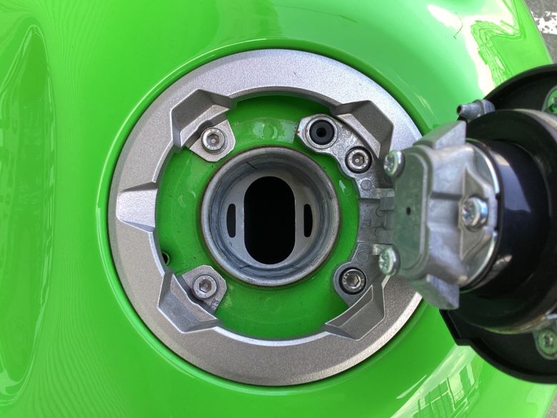 中古 KAWASAKI カワサキ Ninja ZX−25R SE 2021年式