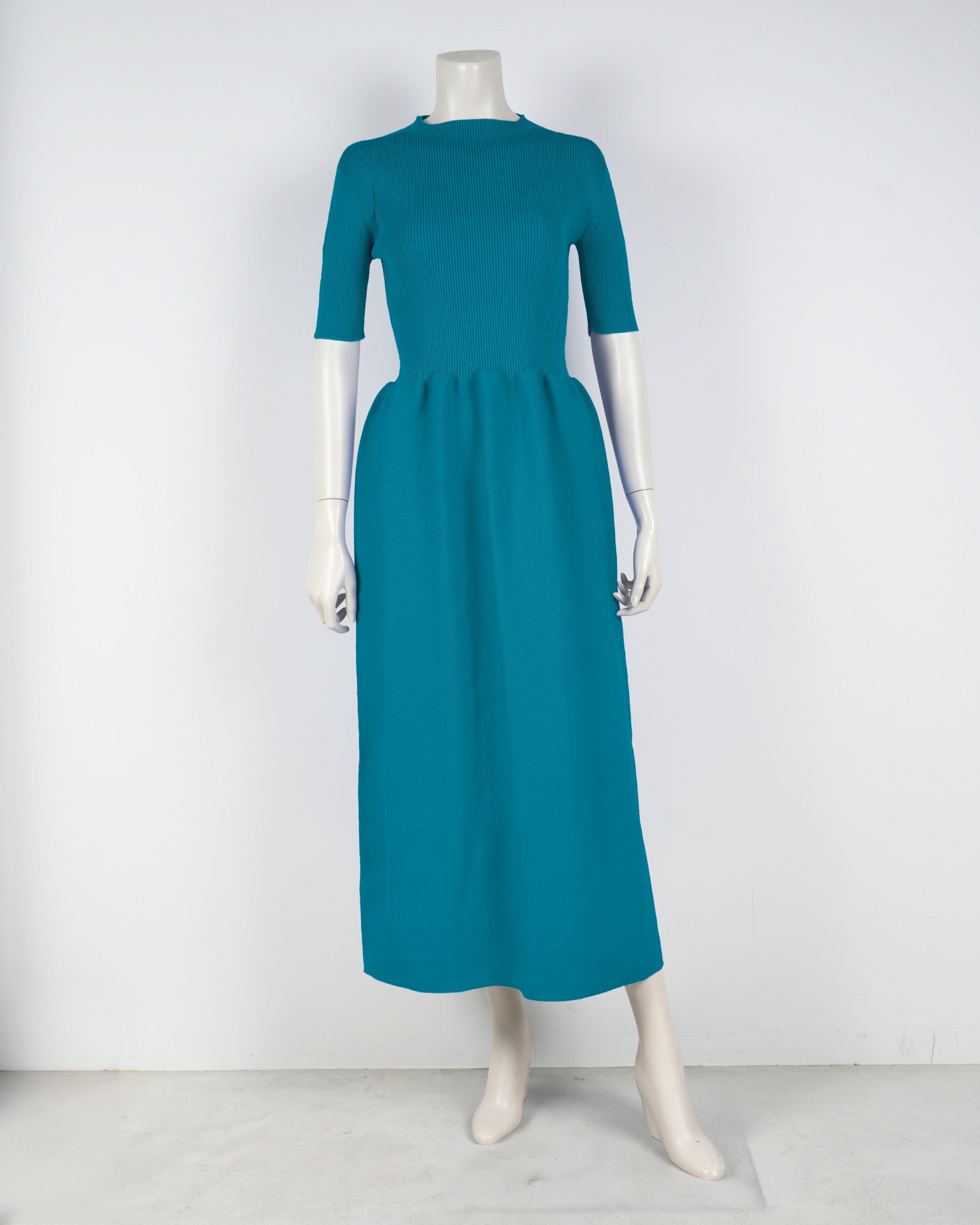 オーダーメイド】 半袖ワンピース ホールガーメント 56色 ニット