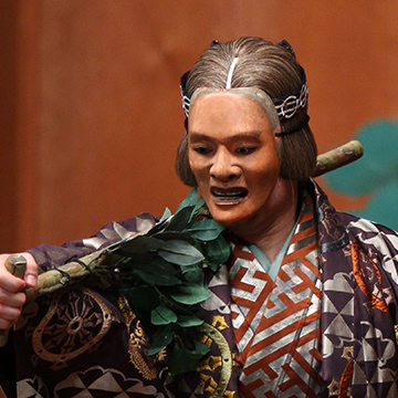 隠れた感情」を味わう、能面に見る伝統芸能の神髄 - CNN.co.jp AO58