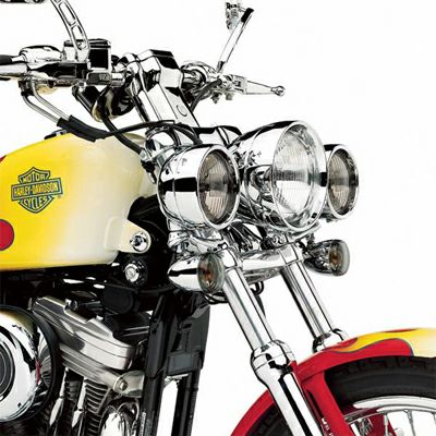 ハーレー、ダイナ用補助ライト｜ハーレーカスタムパーツ専門店