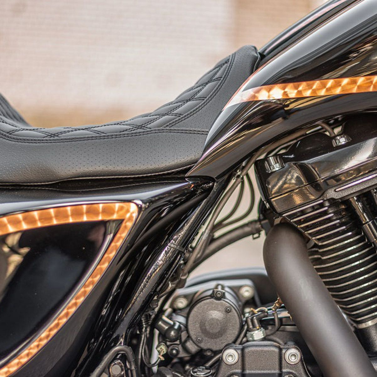 キラーカスタムブラックタンクカバー